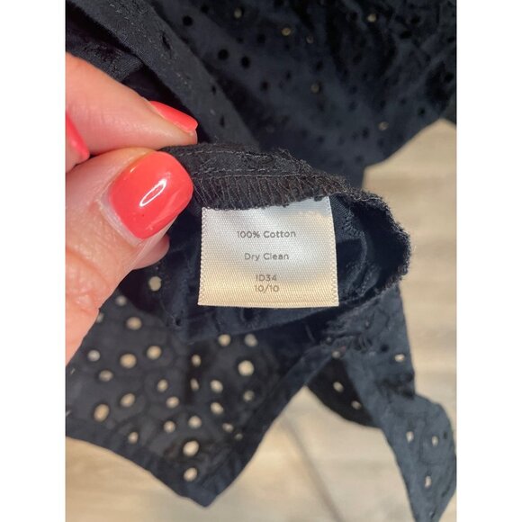 Talbots Petite Black Eyelet Embroidered Three-Quarter Sleeve Deep-V Blouse SZ M - Picture 6 of 7